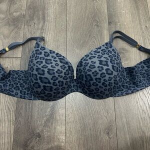 Leopard Victoria’s Secret “Incredible” Bra (38C)